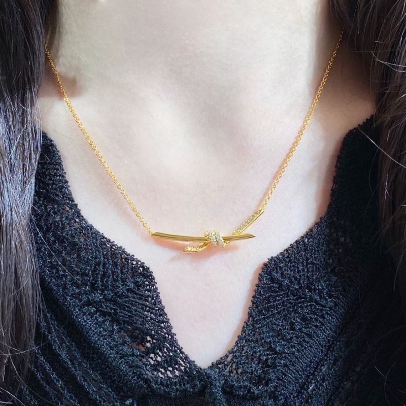 T*f*ny necklaces